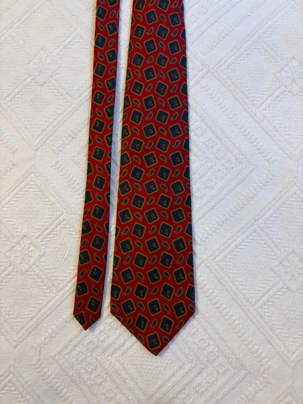 G.J. Cahn Vintage Red Geometric Medallion 100% Silk Tie USA Made